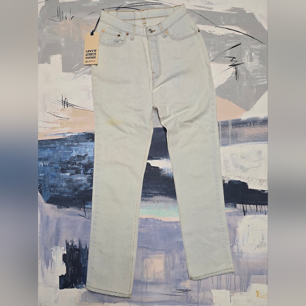 Levis Authorized Vintage Jeans Size 26x30 Womens 501 Made in USA Denim Faded NWT